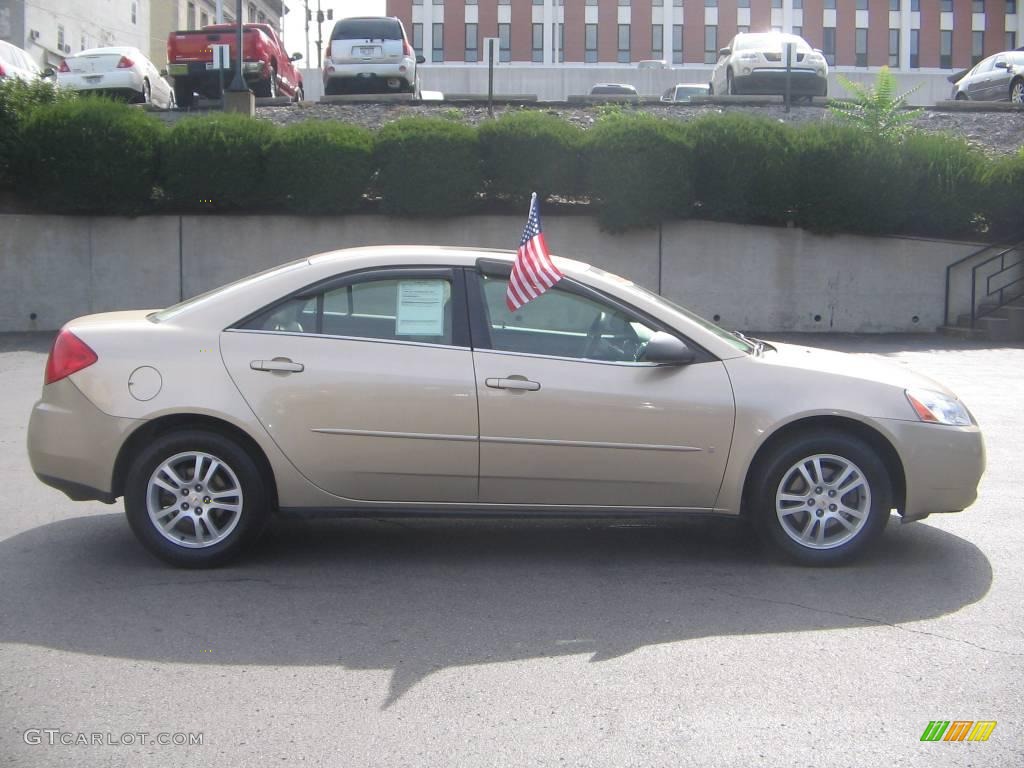 2006 G6 V6 Sedan - Sedona Beige Metallic / Light Taupe photo #7