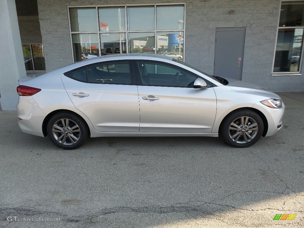 2017 Elantra SE - Silver / Gray photo #2