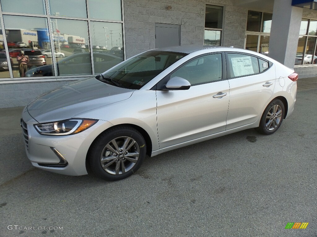 2017 Elantra SE - Silver / Gray photo #5