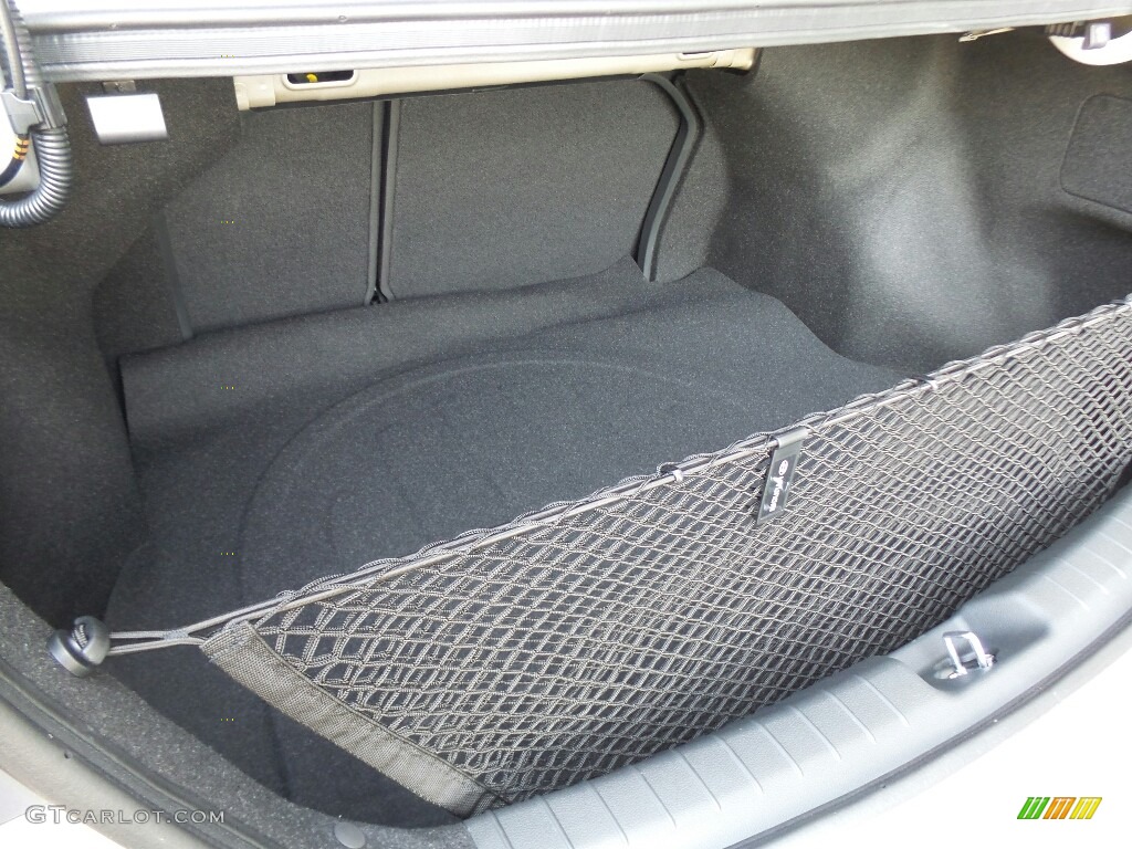 2017 Elantra SE - Silver / Gray photo #11