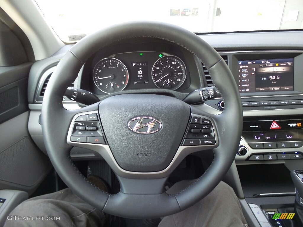 2017 Elantra SE - Silver / Gray photo #18