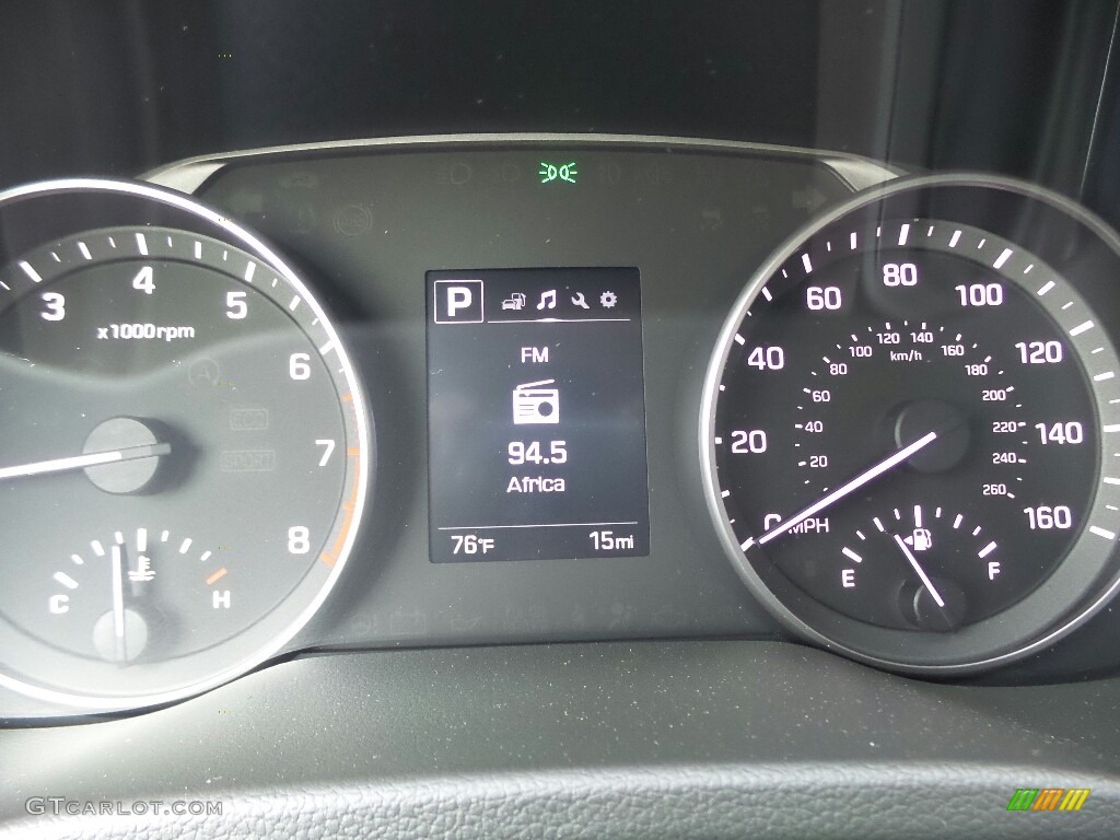 2017 Elantra SE - Silver / Gray photo #19