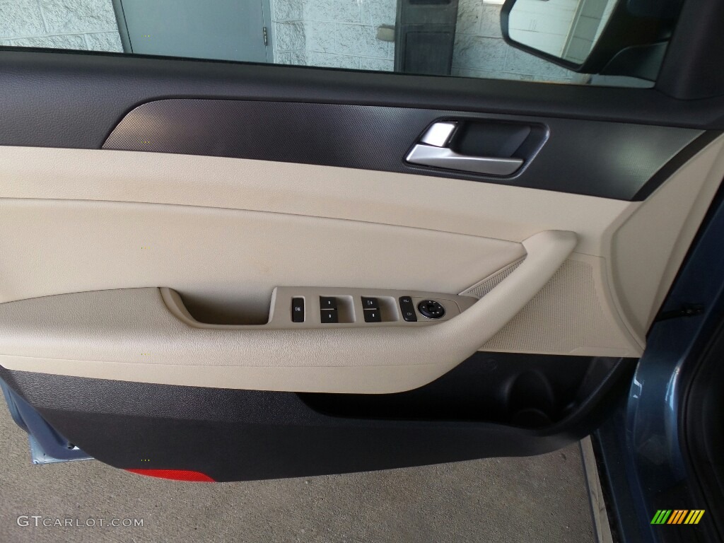 2017 Hyundai Sonata Sport Beige Door Panel Photo #116445325