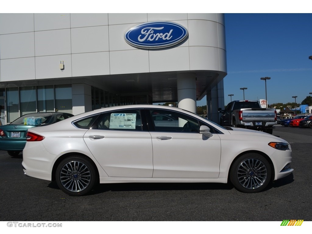 2017 Fusion SE - White Platinum / Medium Light Stone photo #2