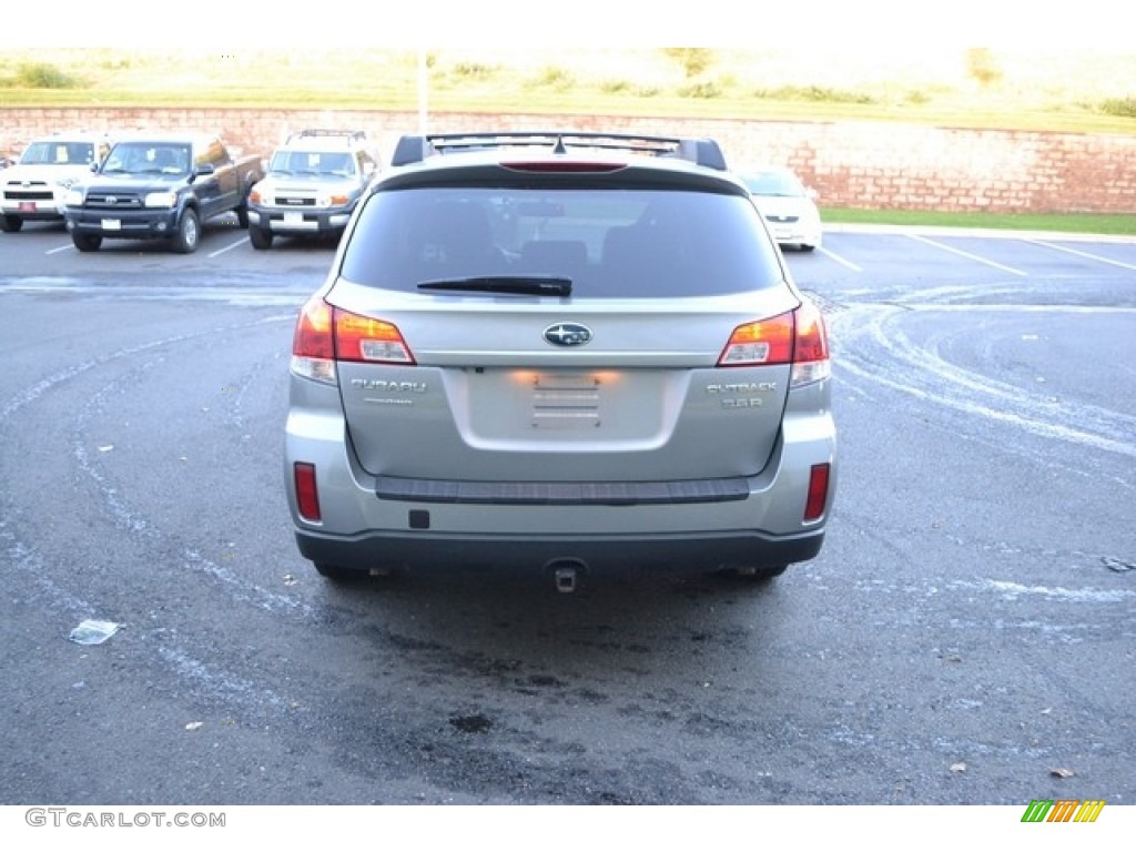 2011 Outback 3.6R Limited Wagon - Steel Silver Metallic / Off Black photo #3
