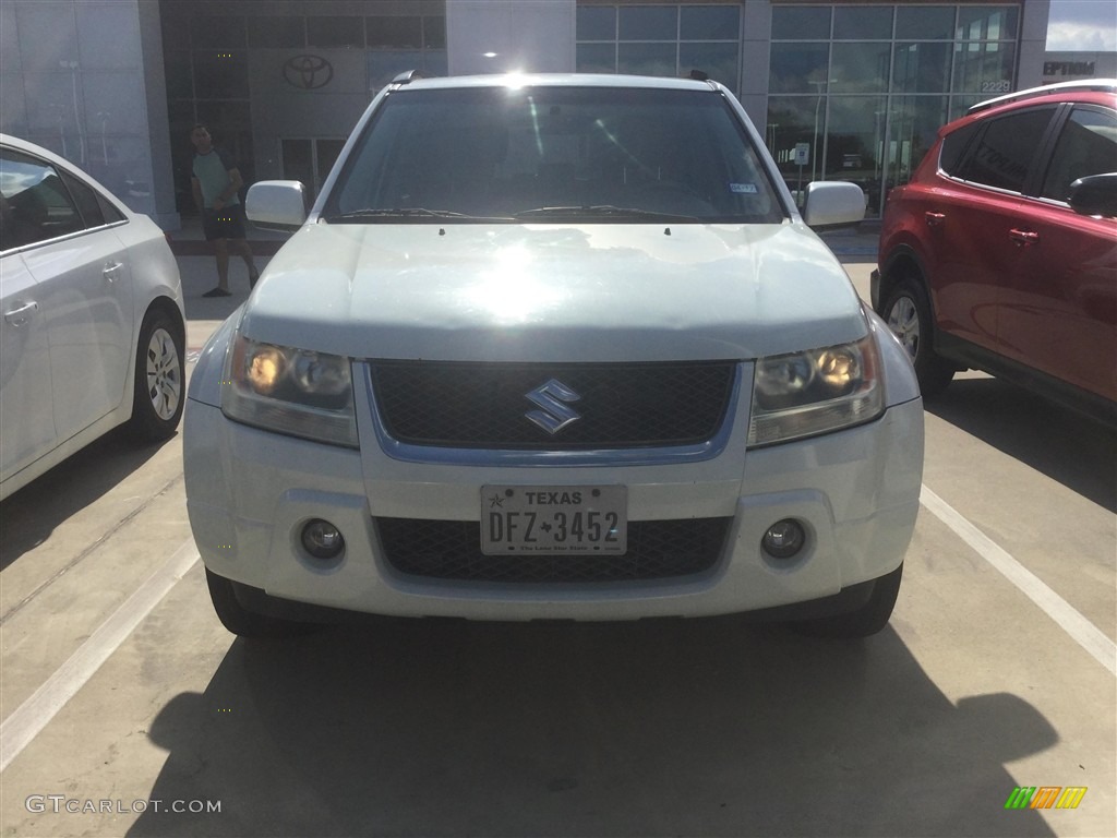 2007 Grand Vitara Luxury 4x4 - White Pearl / Beige photo #1