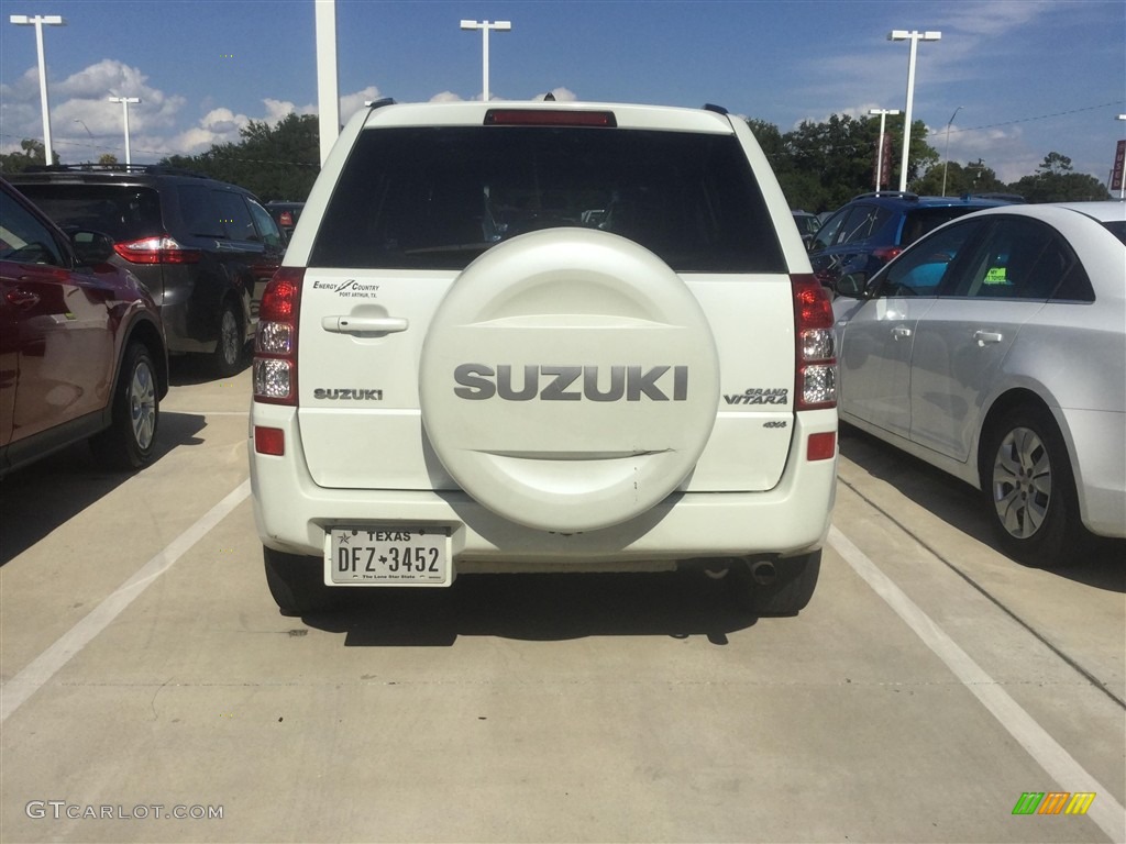 2007 Grand Vitara Luxury 4x4 - White Pearl / Beige photo #3