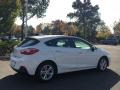 Summit White - Cruze LT Photo No. 4