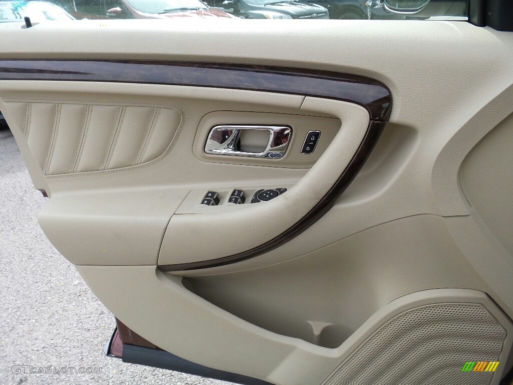 2016 Ford Taurus Limited AWD Dune Door Panel Photo #116457460