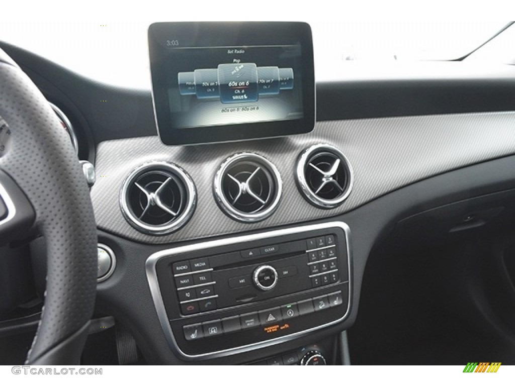2017 Mercedes-Benz GLA 250 4Matic Controls Photo #116460433