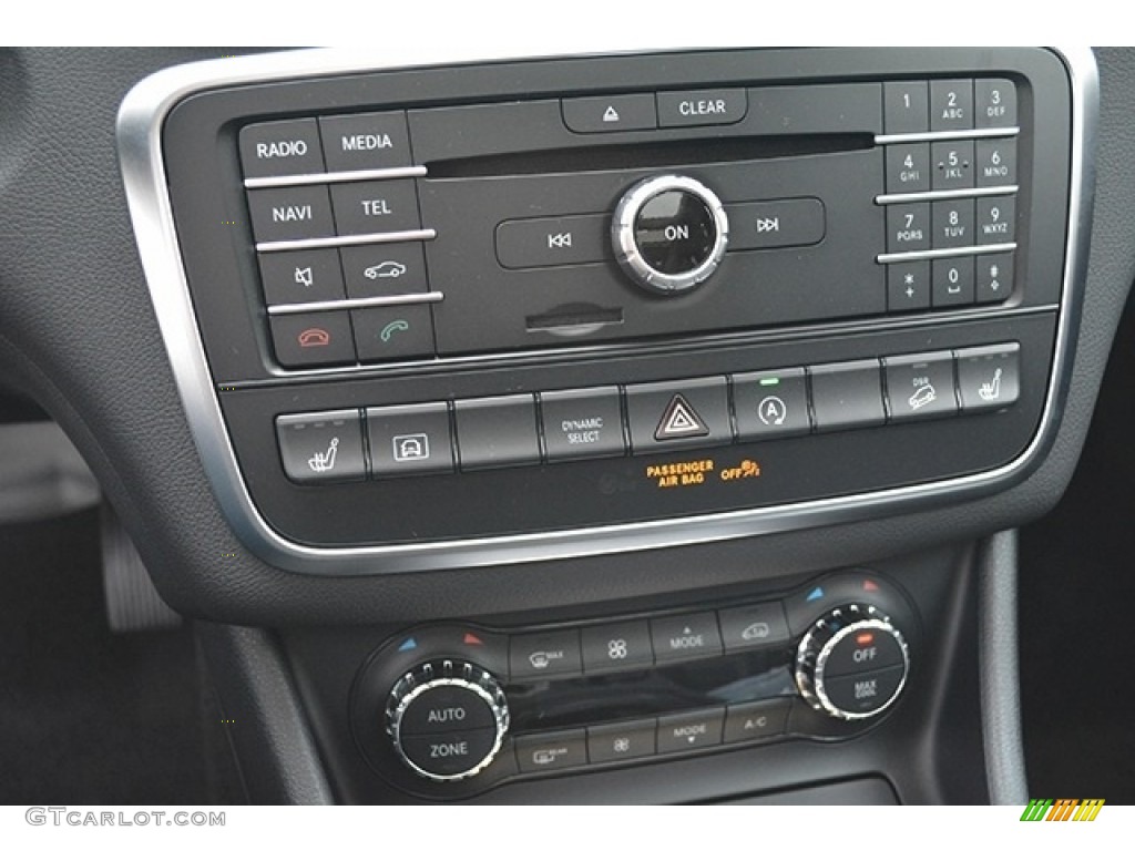 2017 Mercedes-Benz GLA 250 4Matic Controls Photo #116460448