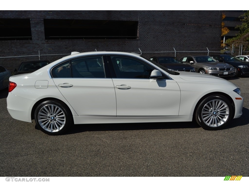 2013 3 Series 328i xDrive Sedan - Alpine White / Saddle Brown photo #2