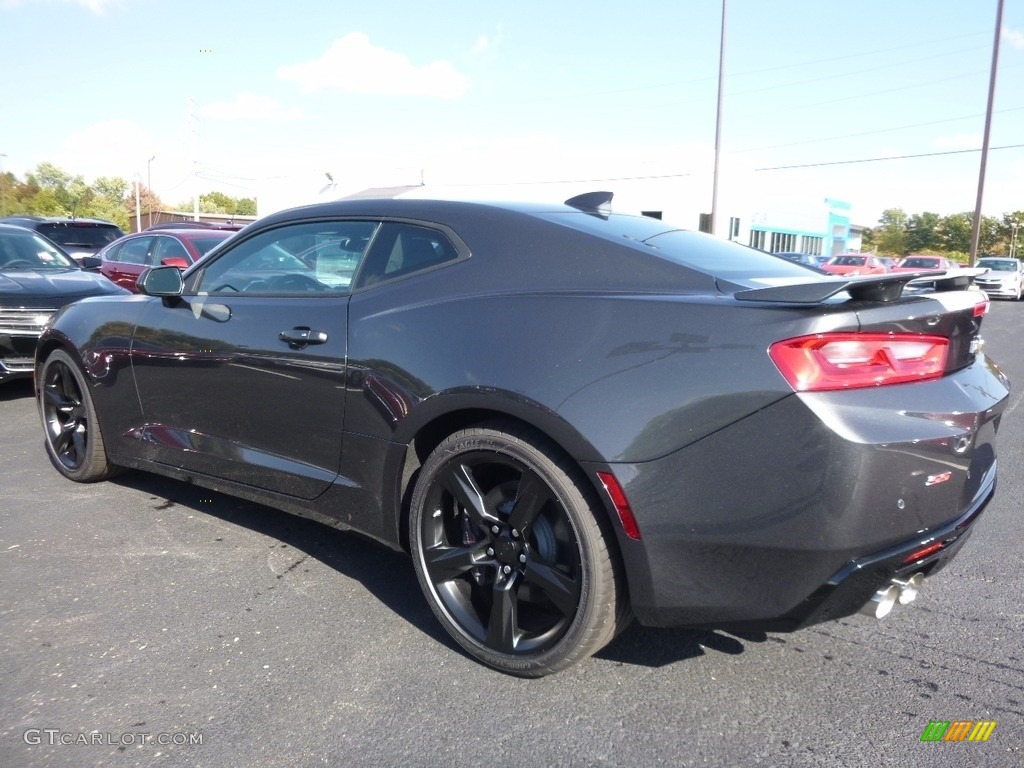2017 Camaro SS Coupe - Nightfall Gray Metallic / Adrenaline Red photo #8