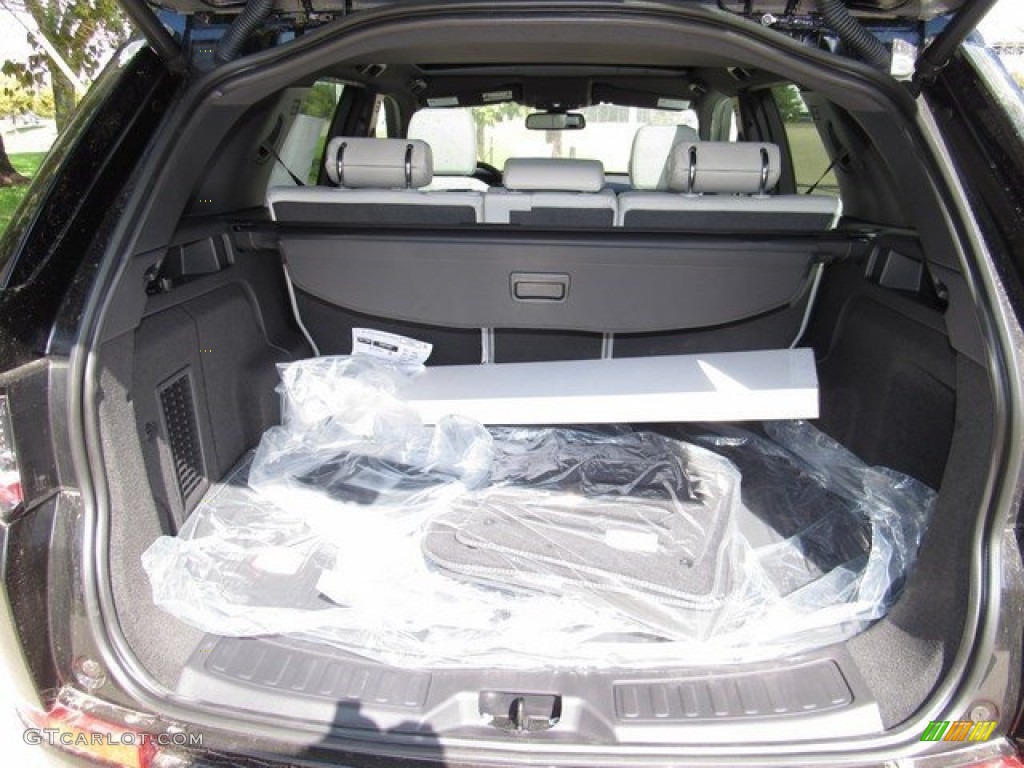 2017 Land Rover Discovery Sport HSE Luxury Trunk Photo #116464609
