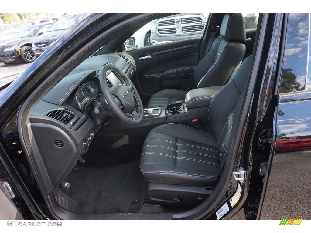 2016 300 S - Gloss Black / Black photo #6