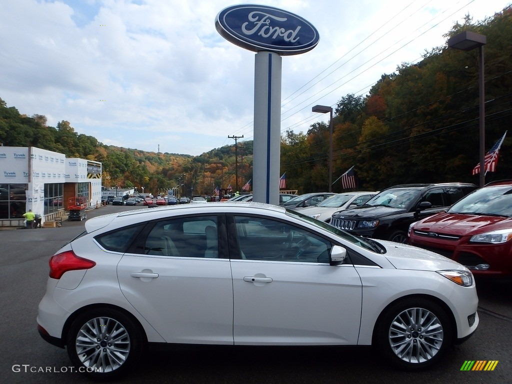 2016 Focus Titanium Hatch - White Platinum / Medium Soft Ceramic photo #1