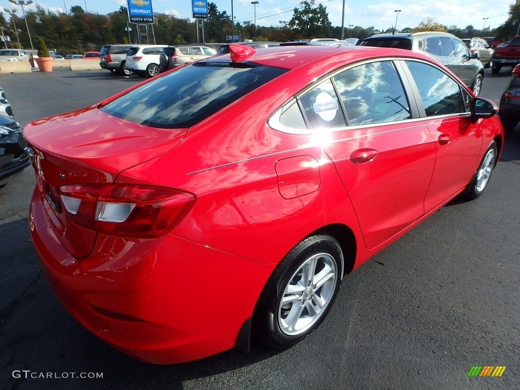 2016 Cruze LT Sedan - Red Hot / Jet Black photo #6