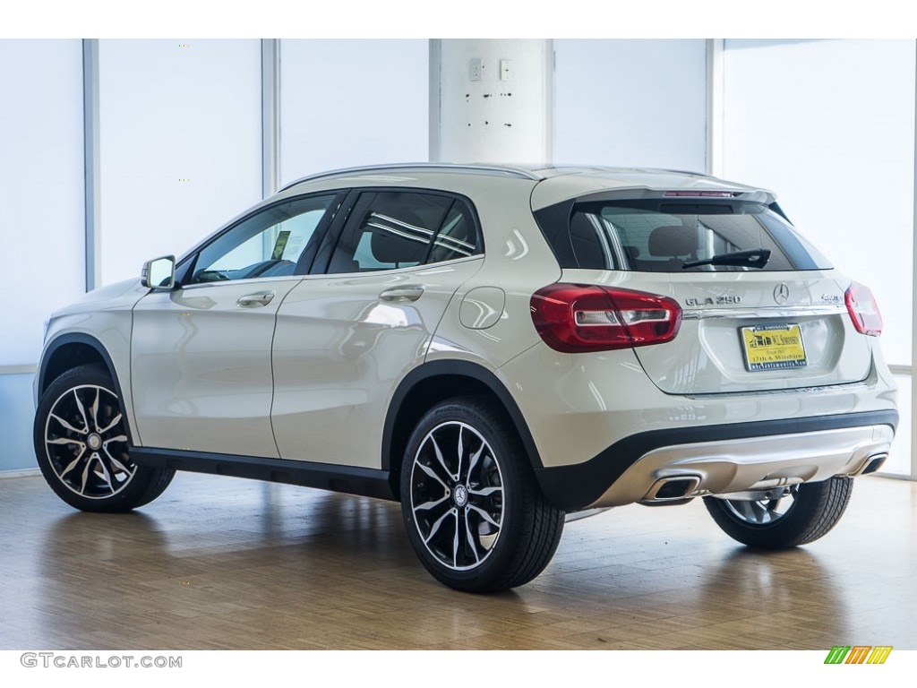 2017 GLA 250 4Matic - Cirrus White / Beige photo #3