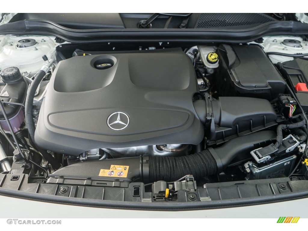 2017 GLA 250 4Matic - Cirrus White / Beige photo #9