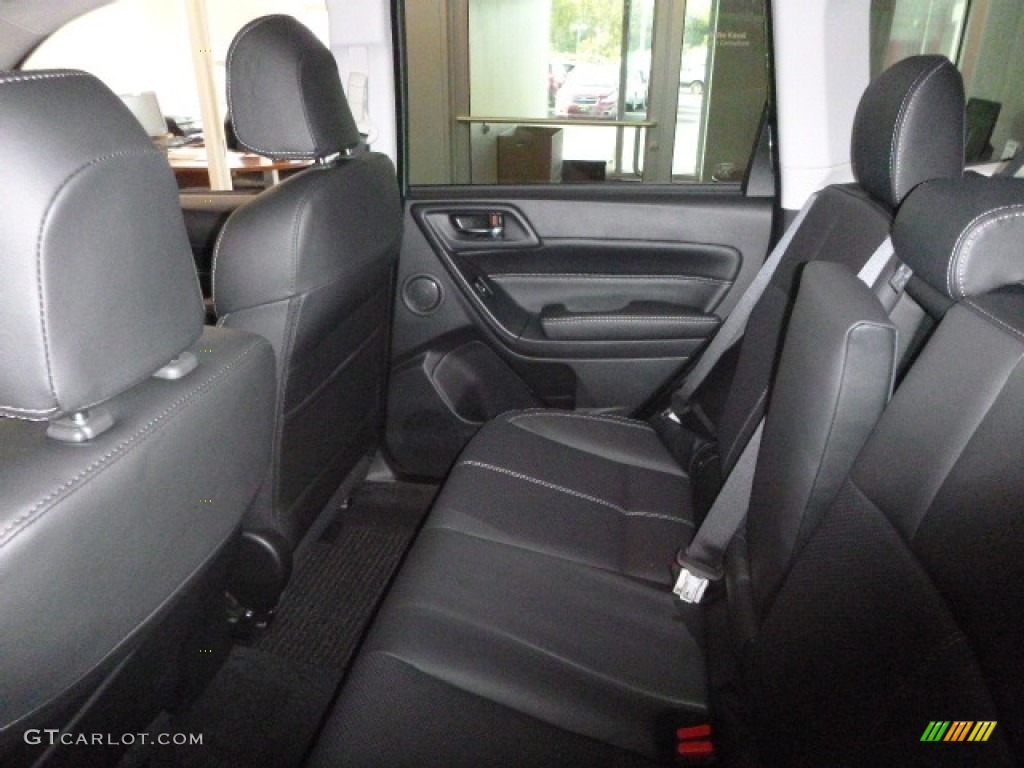 2017 Forester 2.5i Touring - Jasmine Green Metallic / Black photo #11