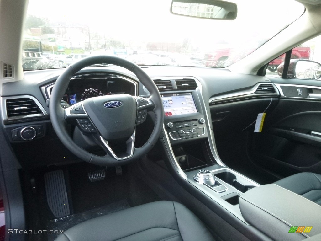 2017 Fusion SE AWD - Burgundy Velvet / Ebony photo #11