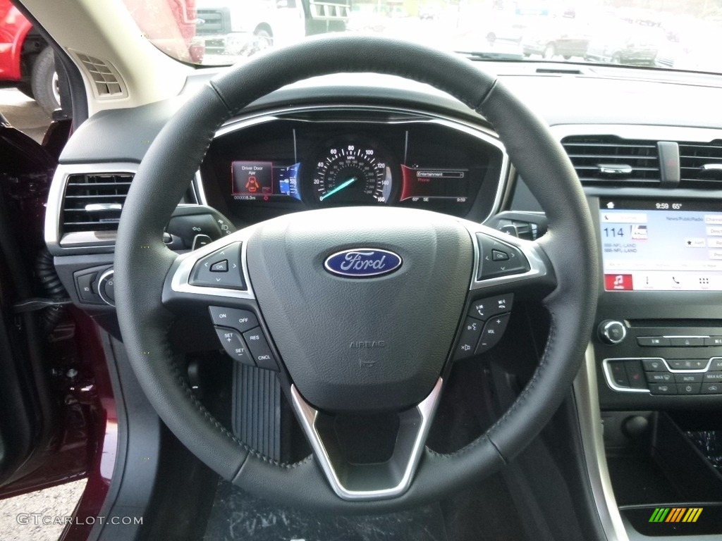 2017 Fusion SE AWD - Burgundy Velvet / Ebony photo #15