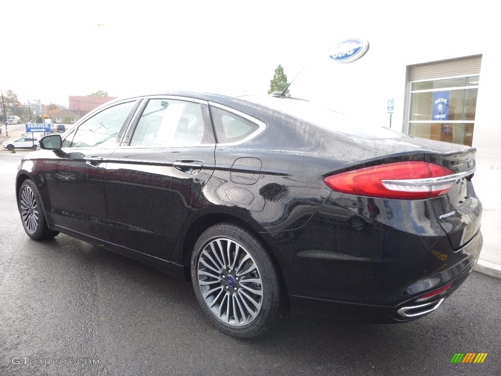 2017 Fusion SE - Shadow Black / Ebony photo #7