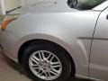 Ingot Silver Metallic - Focus SE Sedan Photo No. 50