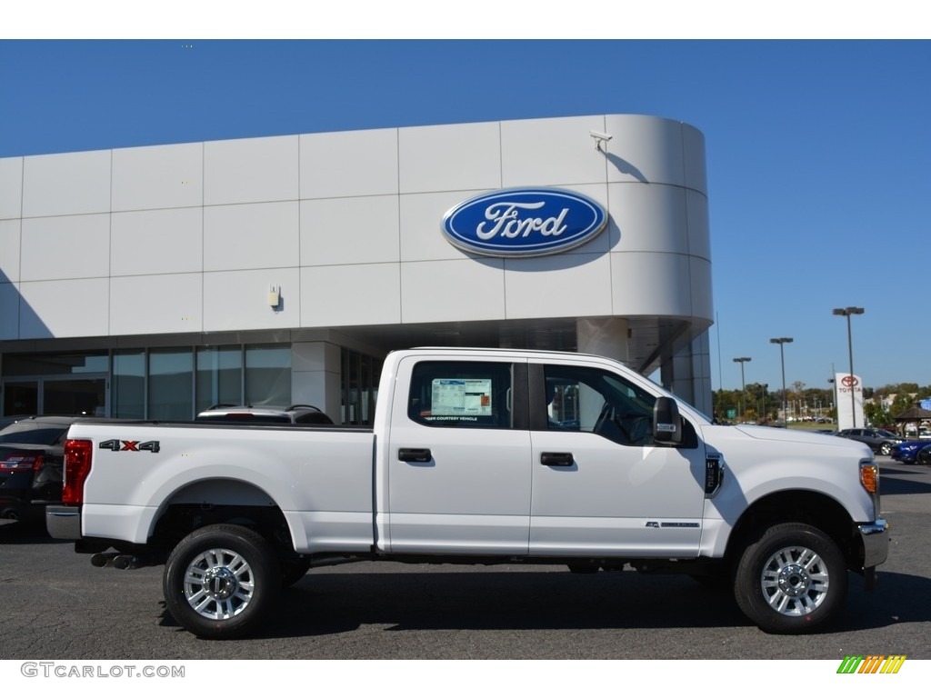 Oxford White 2017 Ford F350 Super Duty XL Crew Cab 4x4 Exterior Photo #116481994