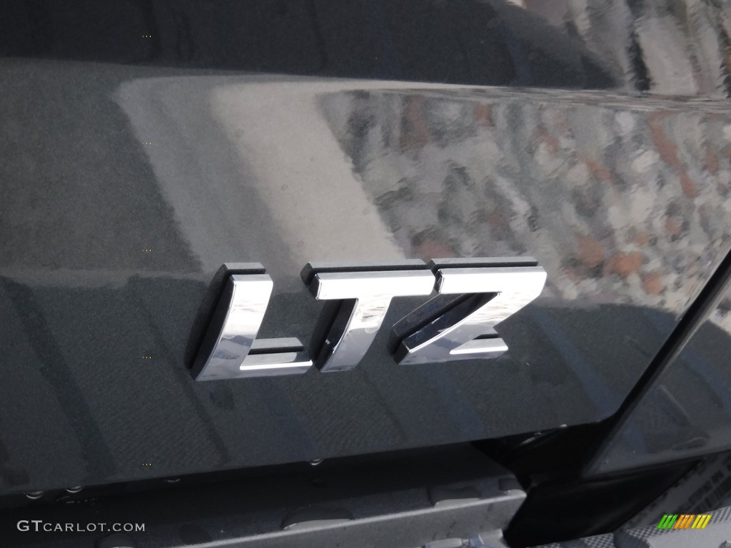 2017 Silverado 1500 LTZ Crew Cab 4x4 - Graphite Metallic / Jet Black photo #9