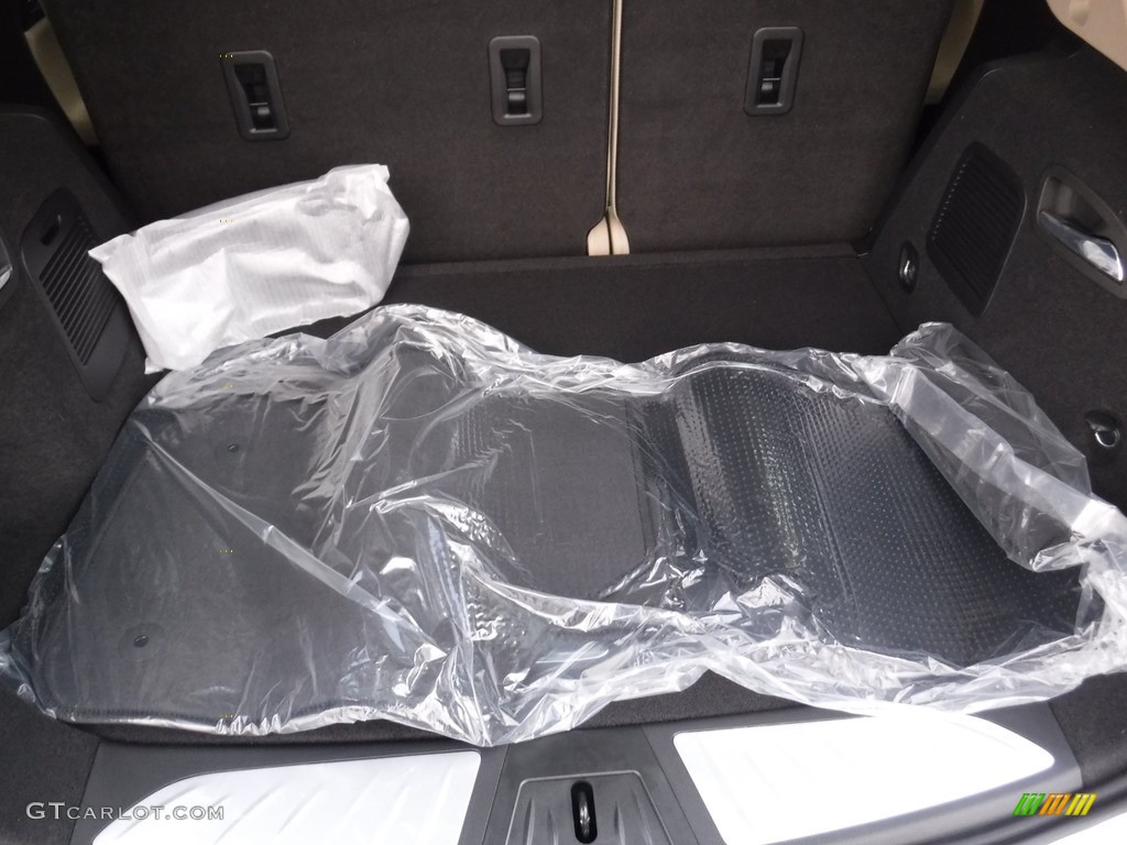 2017 Buick Envision Preferred AWD Trunk Photos