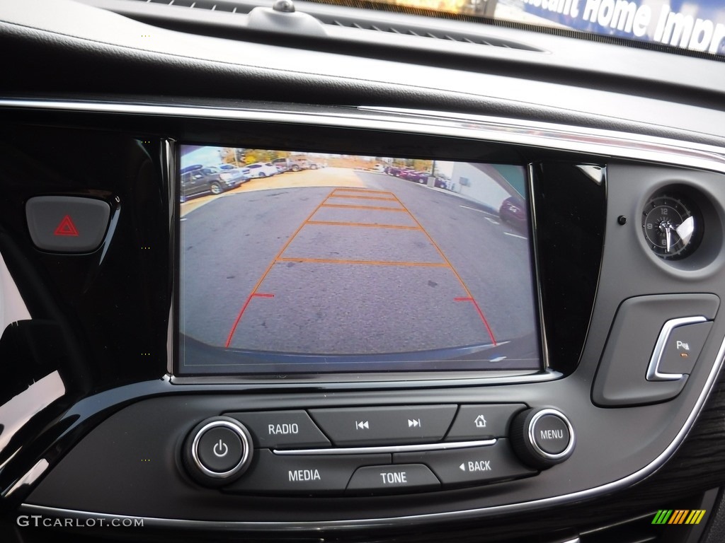 2017 Buick Envision Essence AWD Controls Photo #116484103