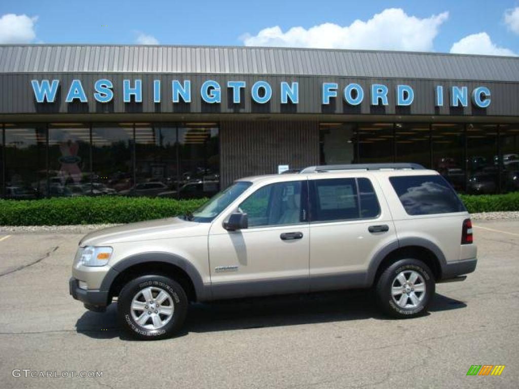 Pueblo Gold Metallic Ford Explorer