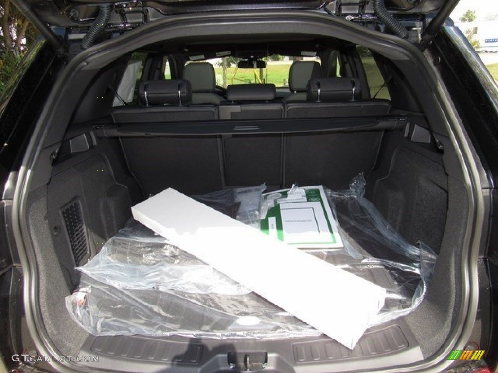 2017 Land Rover Discovery Sport HSE Luxury Trunk Photo #116484973