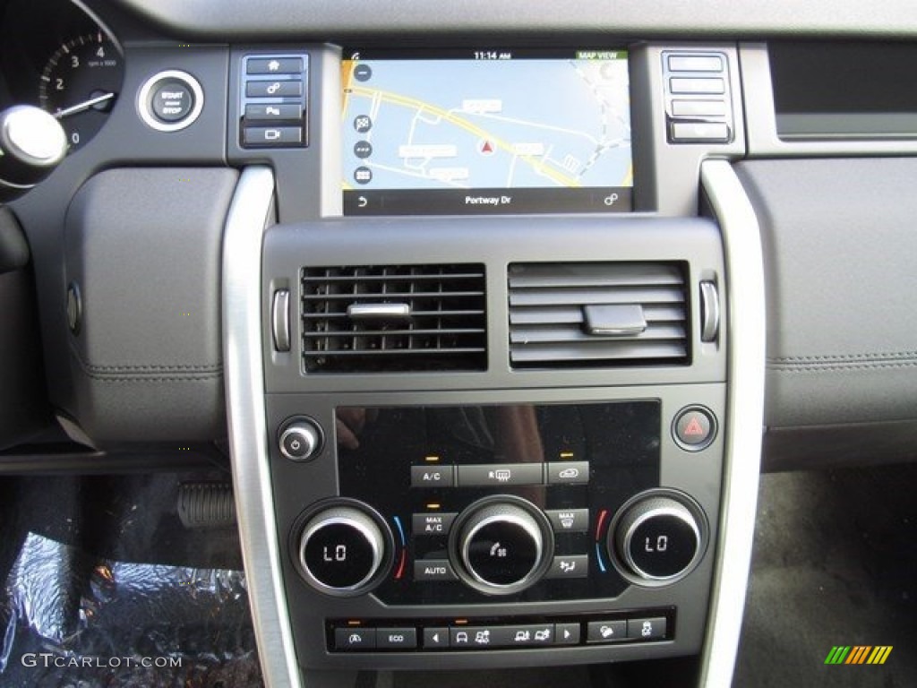 2017 Land Rover Discovery Sport HSE Controls Photo #116485414