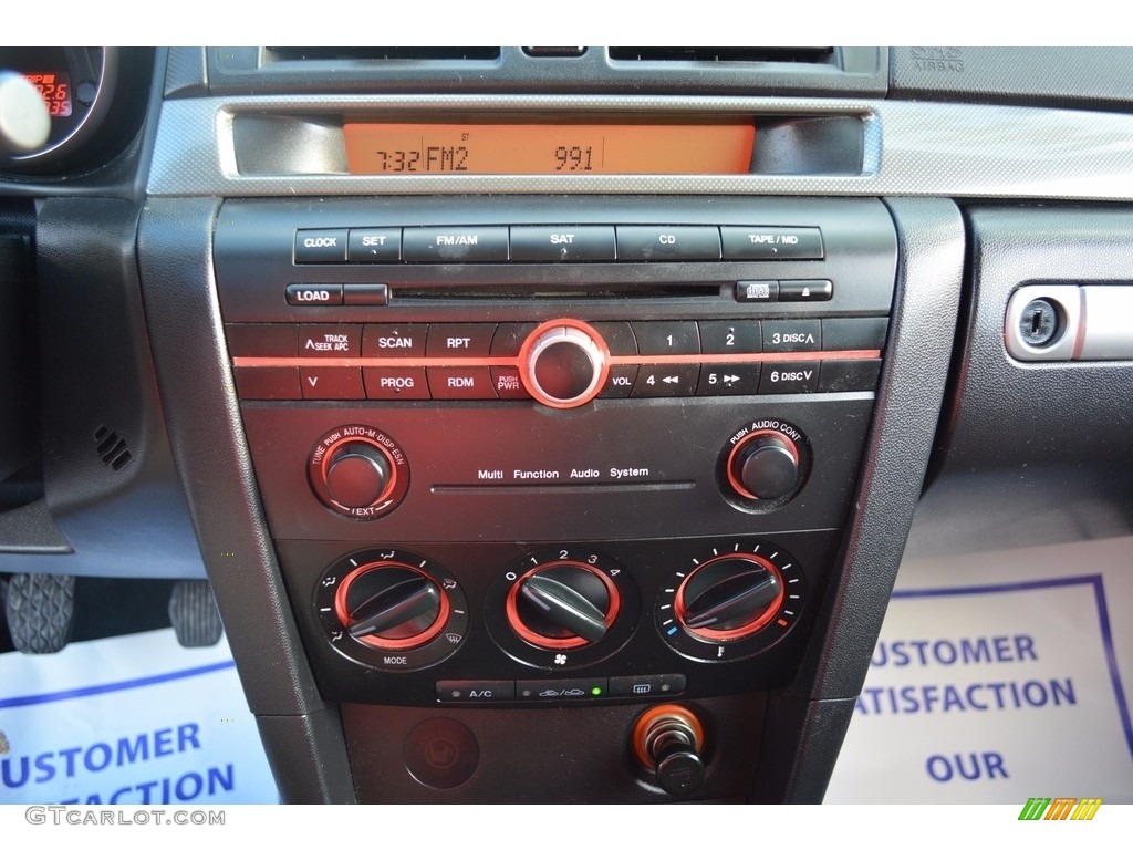 2005 MAZDA3 s Sedan - Sunlight Silver Metallic / Black/Red photo #20