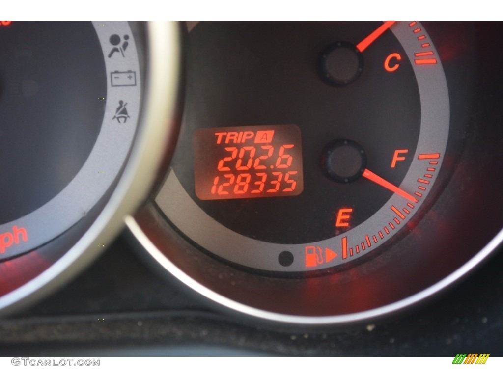2005 MAZDA3 s Sedan - Sunlight Silver Metallic / Black/Red photo #24