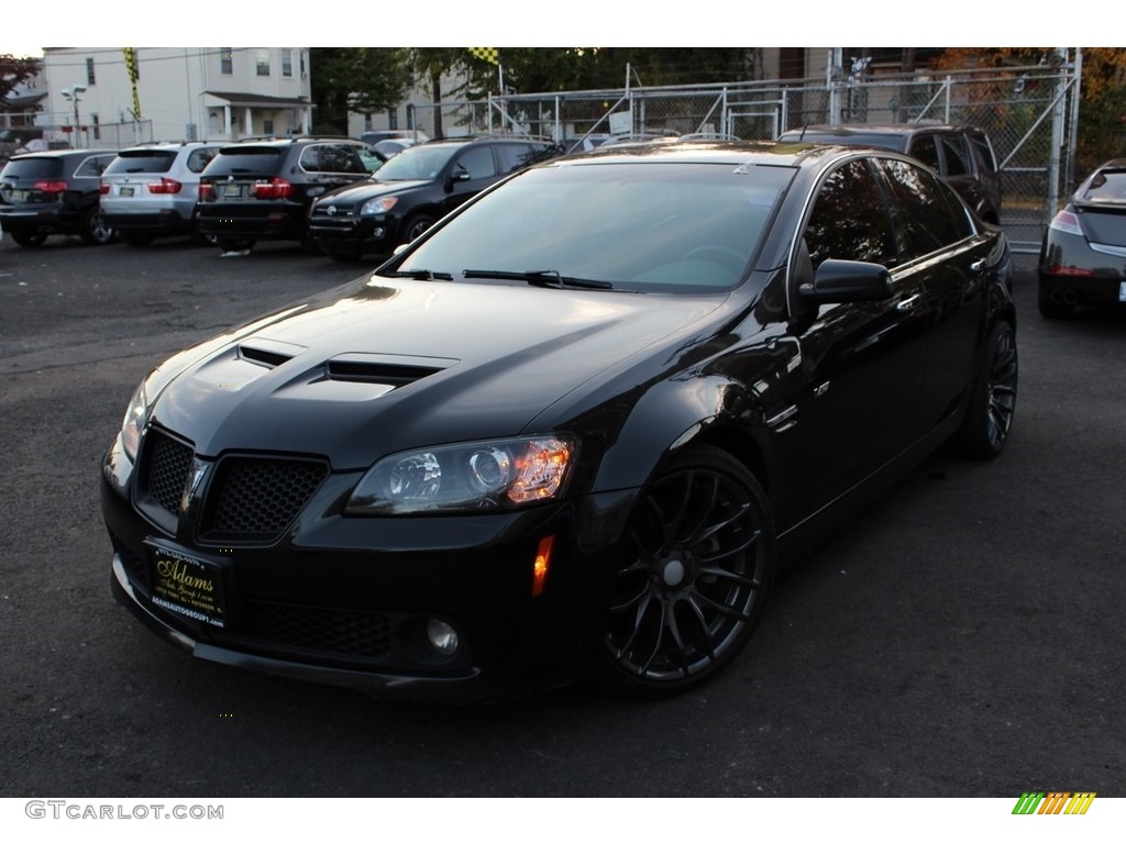 Panther Black Pontiac G8