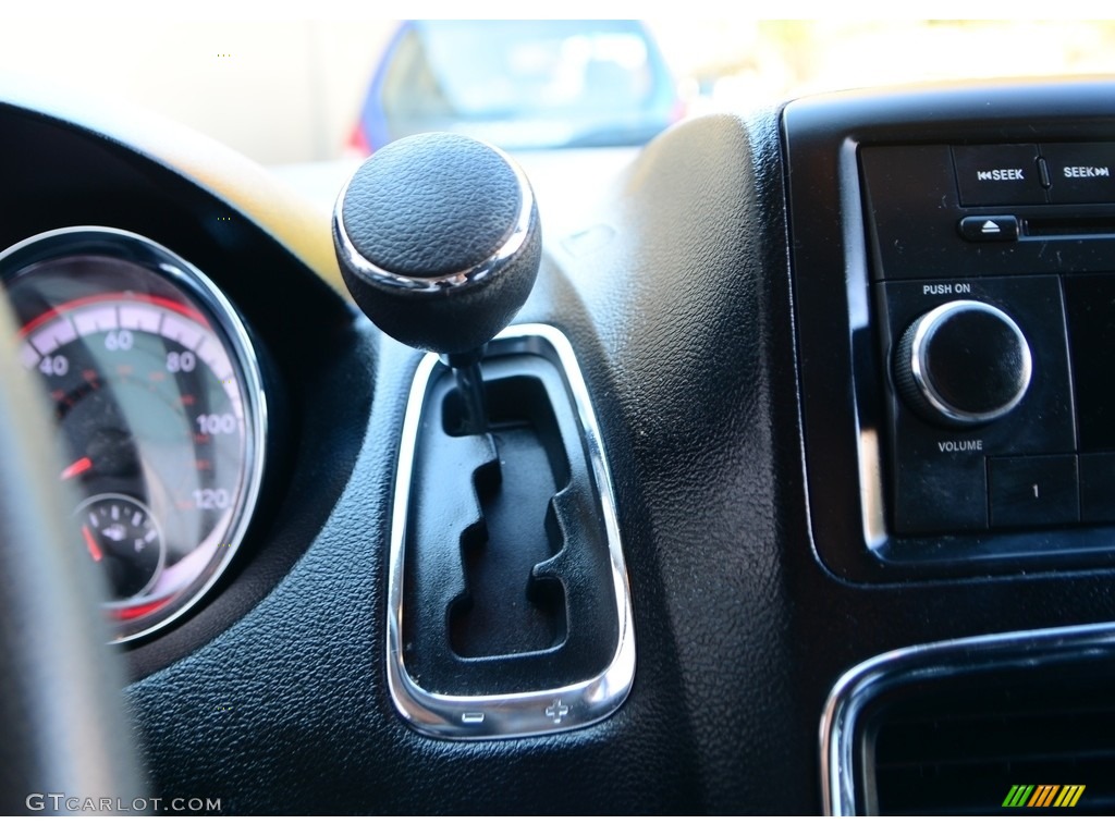 2011 Grand Caravan Express - Bright Silver Metallic / Black/Light Graystone photo #14