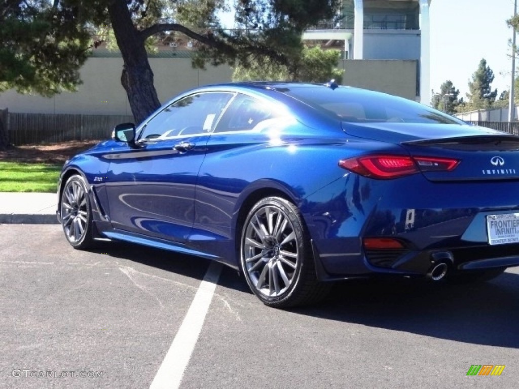 2017 Q60 Red Sport 400 Coupe - Hagane Blue / Monaco Red photo #12