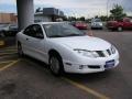 Summit White - Sunfire Coupe Photo No. 3