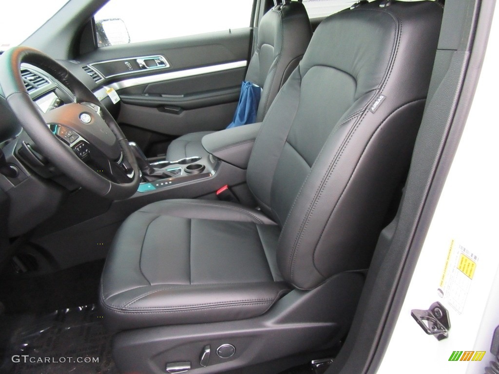 2017 Explorer XLT - White Platinum / Ebony Black photo #22