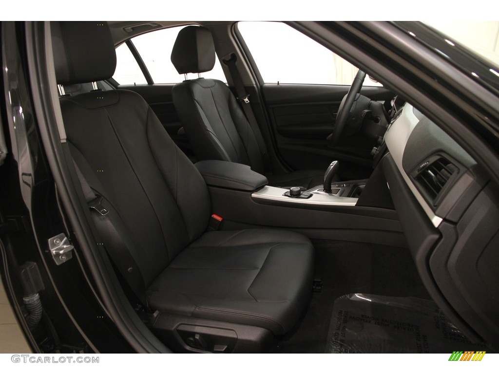 2013 3 Series 320i xDrive Sedan - Jet Black / Black photo #13