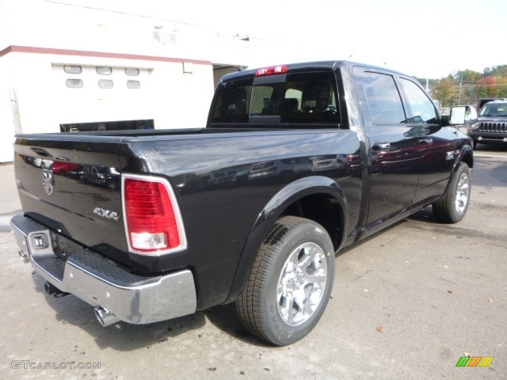 2017 1500 Laramie Crew Cab 4x4 - Brilliant Black Crystal Pearl / Black photo #8