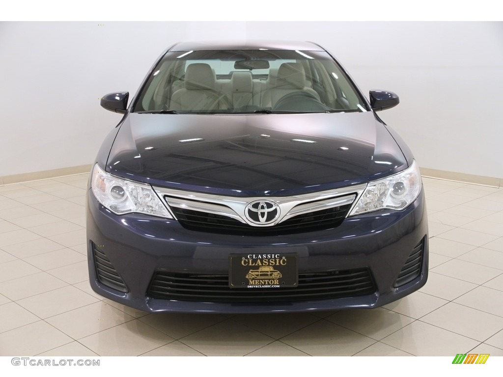 2014 Camry LE - Parisian Night Pearl / Ivory photo #2