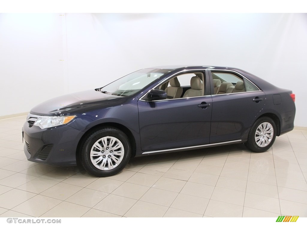 2014 Camry LE - Parisian Night Pearl / Ivory photo #3