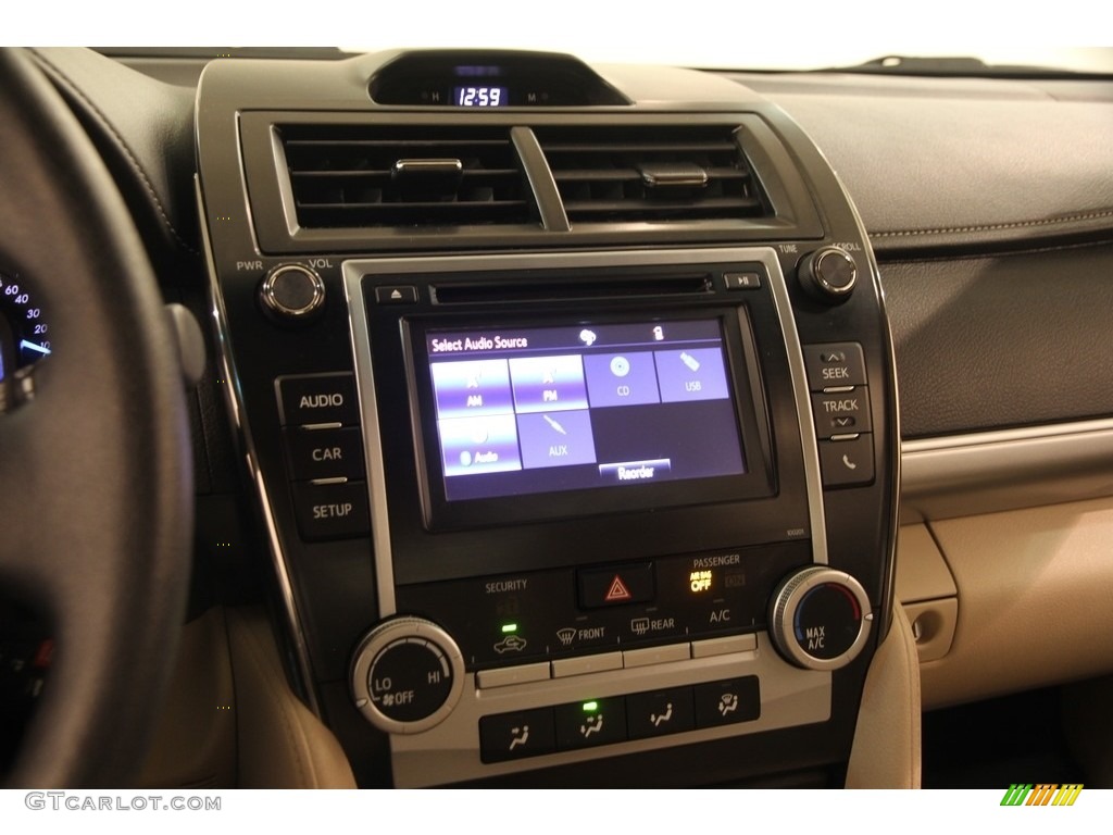 2014 Camry LE - Parisian Night Pearl / Ivory photo #8