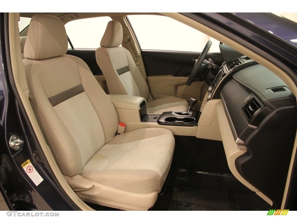 2014 Camry LE - Parisian Night Pearl / Ivory photo #13