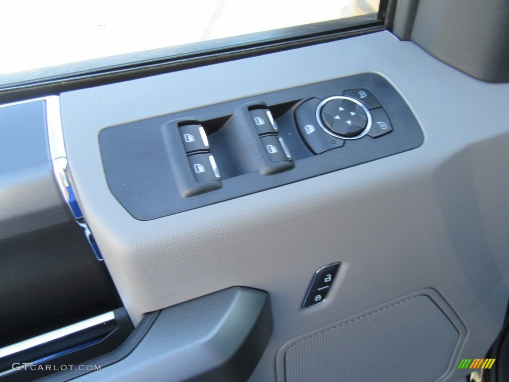 2016 F150 XLT SuperCrew 4x4 - Shadow Black / Medium Earth Gray photo #22