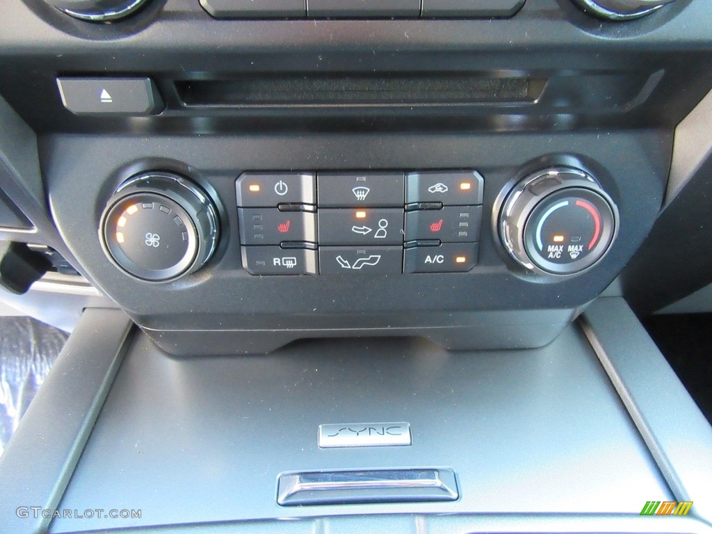 2016 F150 XLT SuperCrew 4x4 - Shadow Black / Medium Earth Gray photo #29